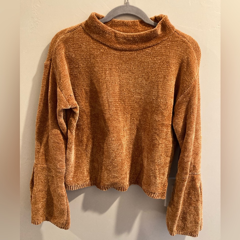 Women’s mock neck sweater